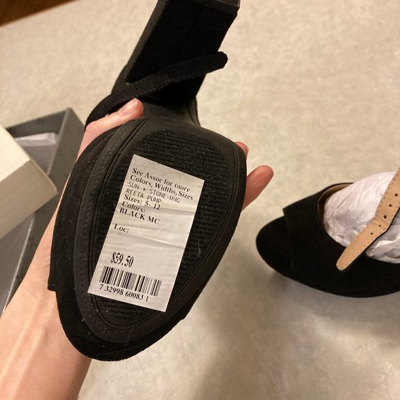 SUN + STONE Reeta Block-Heel Black Platform Sandals - Picture 4 of 5